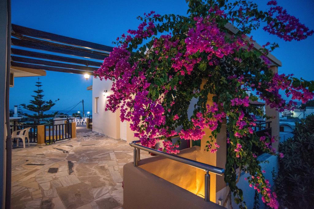 Belvedere Agia Marina エクステリア 写真
