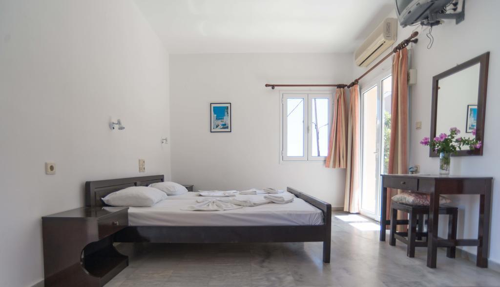 Belvedere Agia Marina エクステリア 写真
